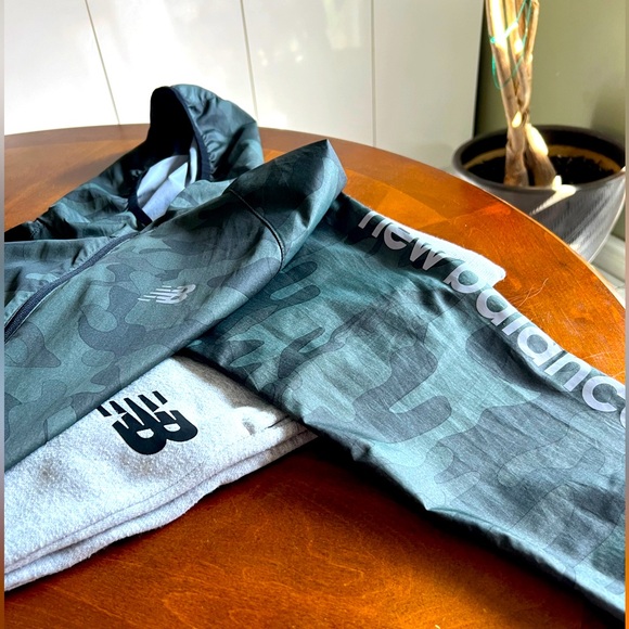 💥 SOLD💥 New balance set size medium - Picture 1 of 7